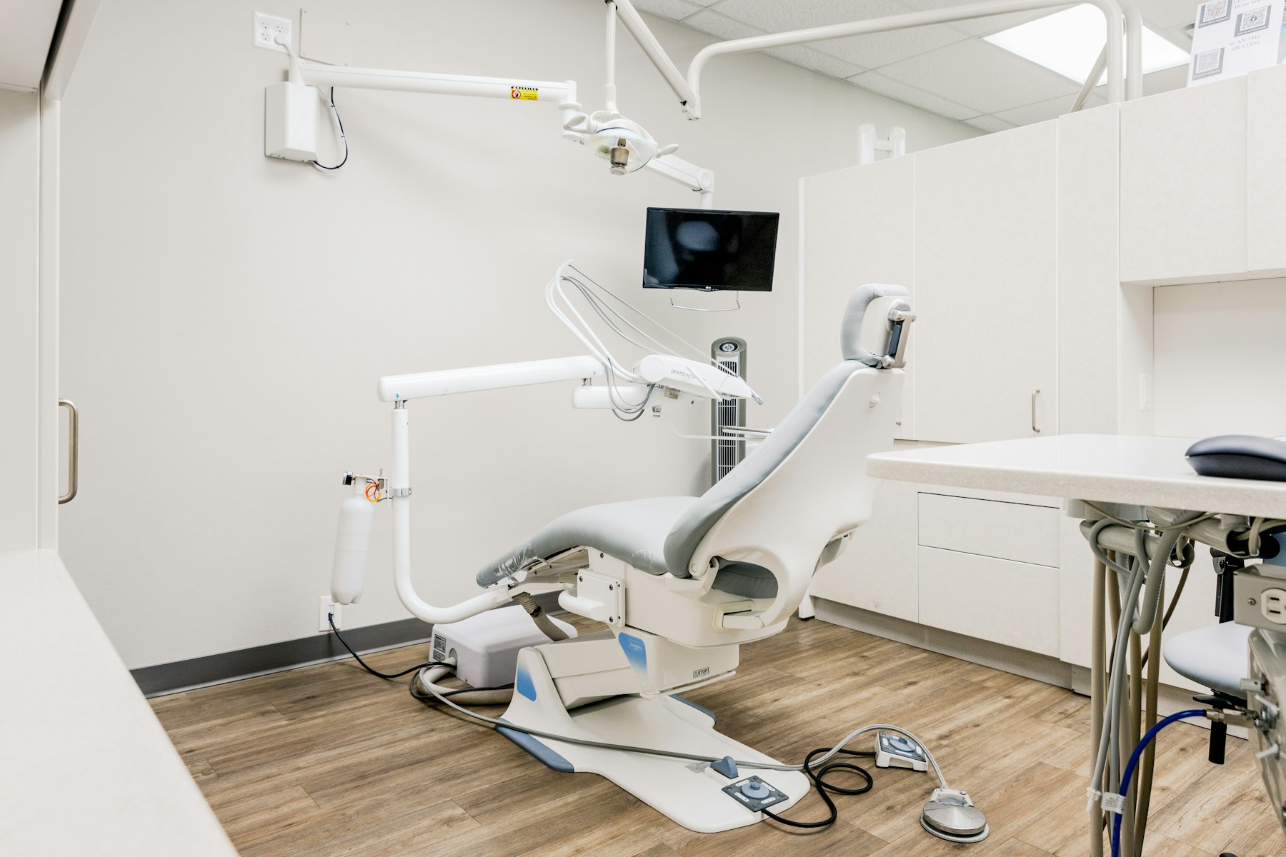 A calm, light-filled dental treatment room